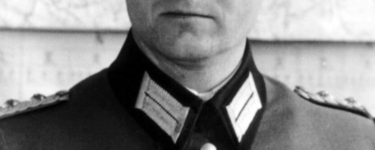 Хеннинг фон Тресков биография. Генерал-майор немецкой армии, один из активных участников заговора против Гитлера
