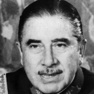 Аугусто Пиночет биография. Президент и диктатор Чили